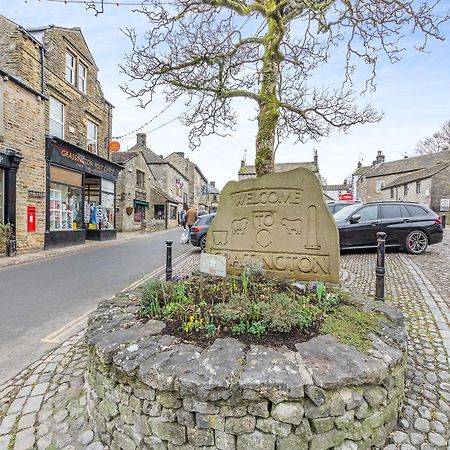 Market Square Grassington Exterior photo
